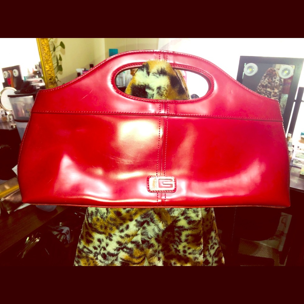 Guess purse gorgeous red